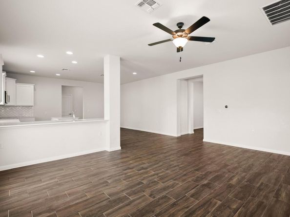 9908 Dalliance LN, Manor TX 78653