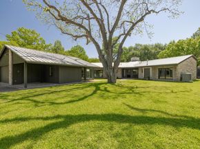 2401 Manana ST, Austin TX 78730