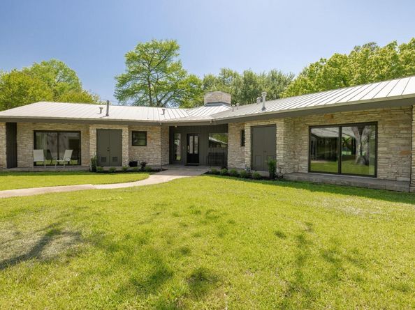 2401 Manana ST, Austin TX 78730