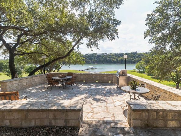 25201 & 25203 Lakeview DR, Spicewood TX 78669
