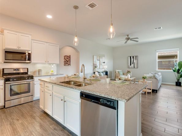 7816 Vista Mejor DR, Austin TX 78744