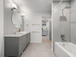 4004 Banister LN 215, Austin TX 78704