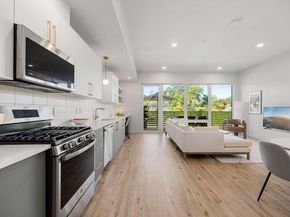 4004 Banister LN 215, Austin TX 78704