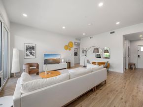 4004 Banister LN 215, Austin TX 78704