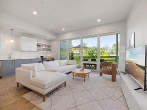 4004 Banister LN 215, Austin TX 78704