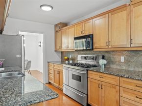 1704 Shelbourne DR, Austin TX 78752