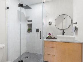 1704 Shelbourne DR, Austin TX 78752