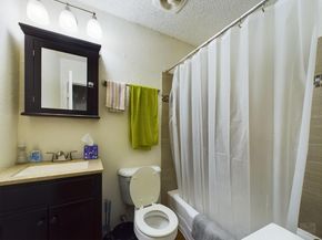 2401 Manor RD 228, Austin TX 78722