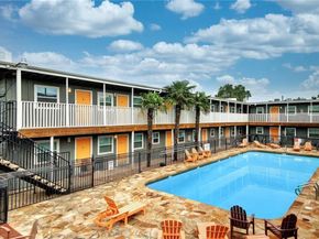 2401 Manor RD 228, Austin TX 78722