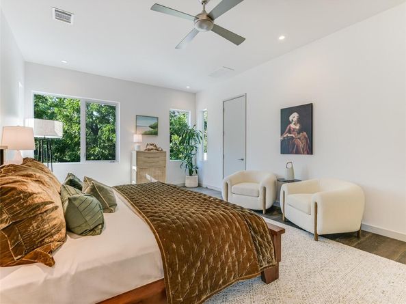 1107 W 31st ST, Austin TX 78705