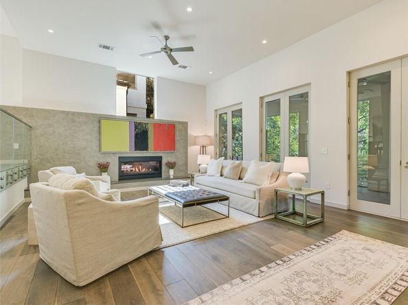 1107 W 31st ST, Austin TX 78705