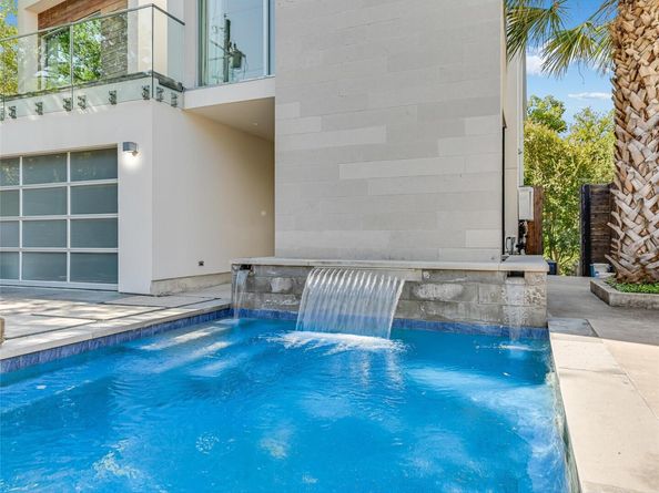 1107 W 31st ST, Austin TX 78705