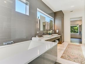 1107 W 31st ST, Austin TX 78705