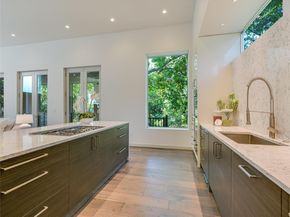 1107 W 31st ST, Austin TX 78705
