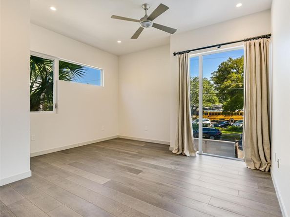 1107 W 31st ST, Austin TX 78705