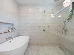 2107 Peach Tree ST, Austin TX 78704