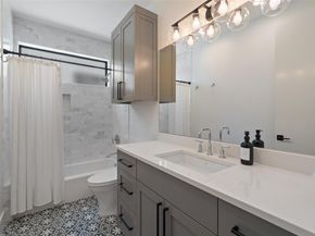 2107 Peach Tree ST, Austin TX 78704