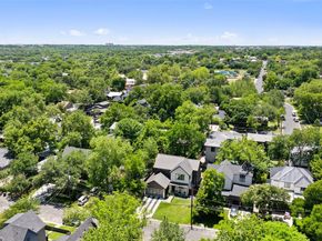 2107 Peach Tree ST, Austin TX 78704