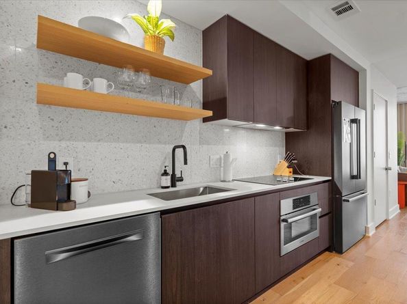 48 East Ave 1207, Austin TX 78701