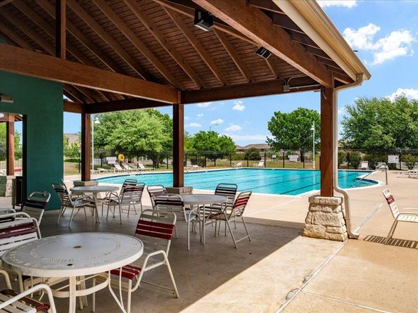 608 Lookout Tree LN, Round Rock TX 78664