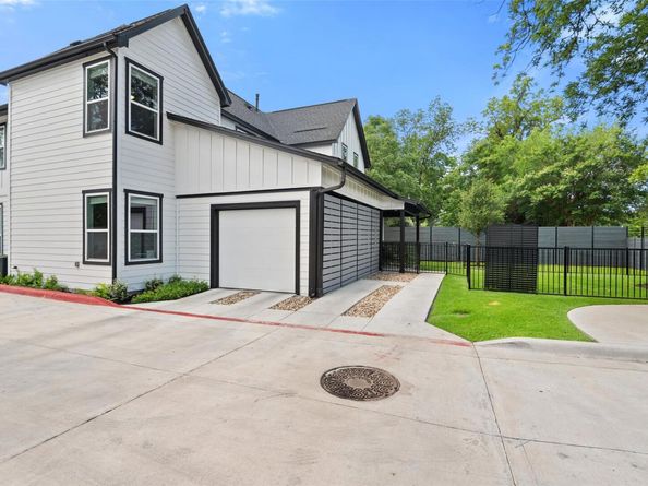 1125 Tillery ST 1A, Austin TX 78702