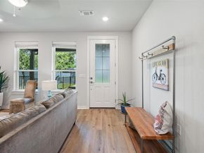 1125 Tillery ST 1A, Austin TX 78702