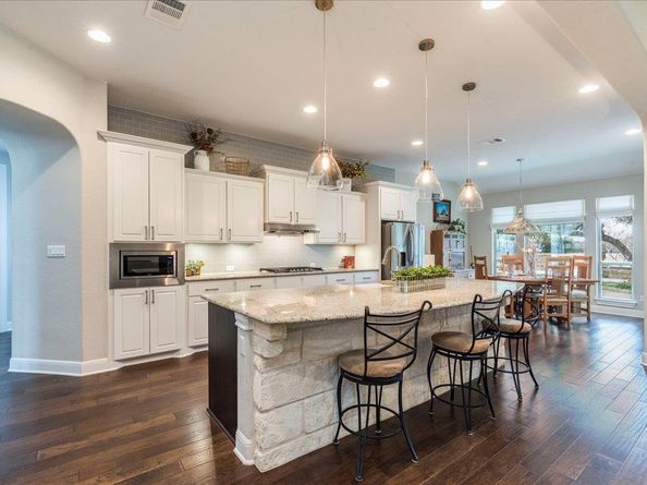 208 Dream Catcher DR, Leander TX 78641