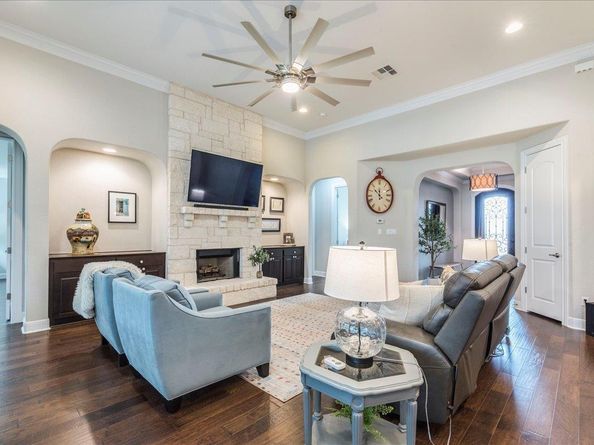 208 Dream Catcher DR, Leander TX 78641