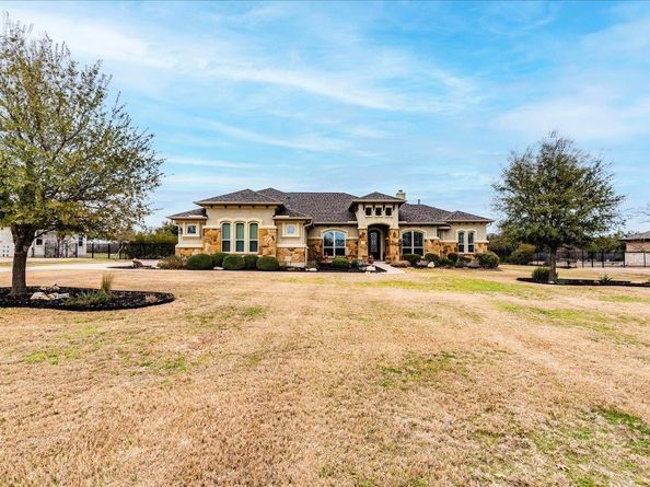 208 Dream Catcher DR, Leander TX 78641