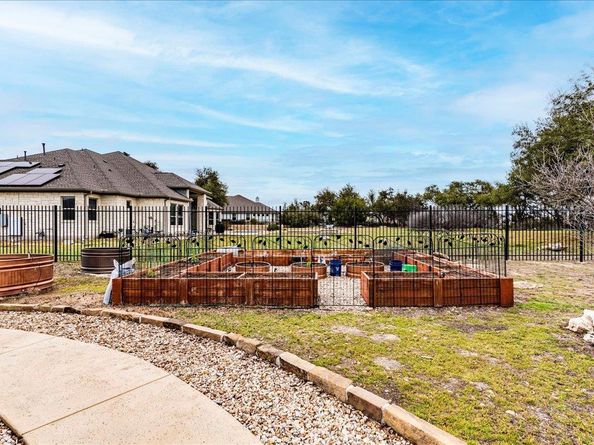 208 Dream Catcher DR, Leander TX 78641