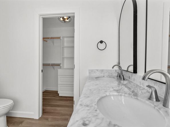 4517 Corran Ferry LOOP, Austin TX 78749