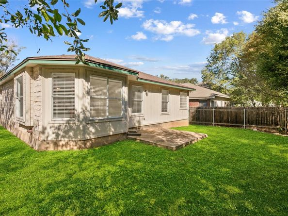 4517 Corran Ferry LOOP, Austin TX 78749