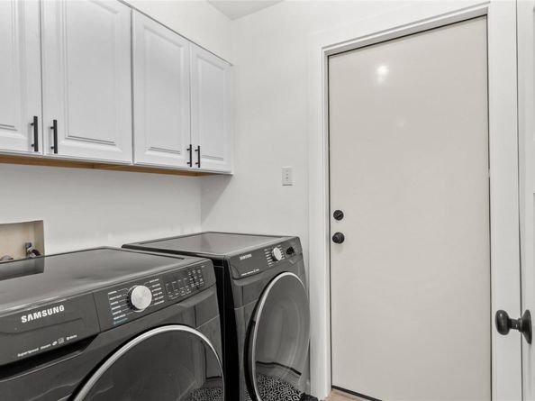 4517 Corran Ferry LOOP, Austin TX 78749