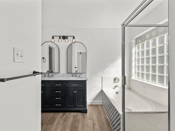 4517 Corran Ferry LOOP, Austin TX 78749