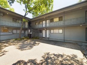 803 W 28th ST 202, Austin TX 78705