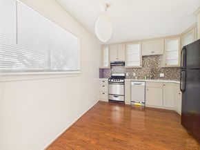 803 W 28th ST 202, Austin TX 78705