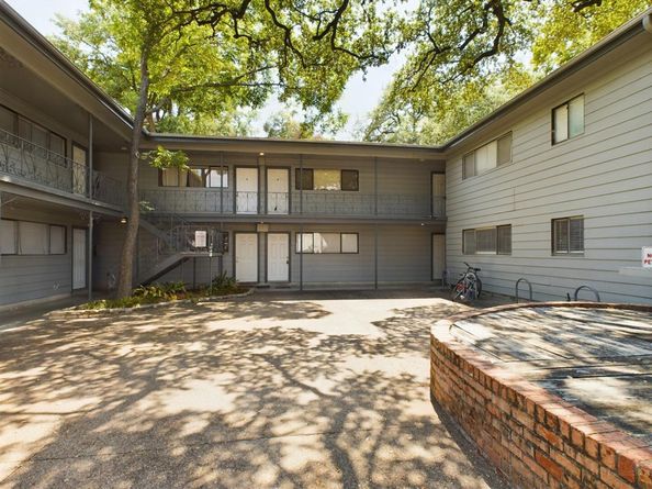 803 W 28th ST 202, Austin TX 78705