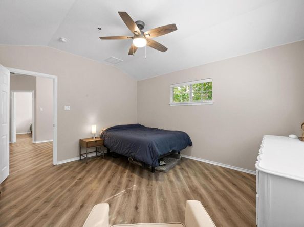 1310 W Parmer LN 9B, Austin TX 78727