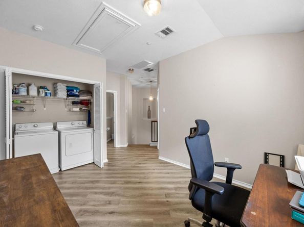 1310 W Parmer LN 9B, Austin TX 78727