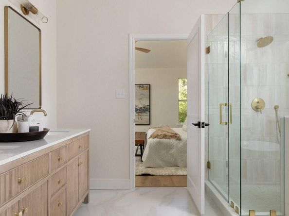 5800 Magee BND, Austin TX 78749