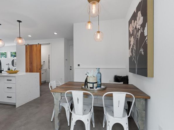 2200 La Casa DR, Austin TX 78704