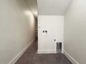 2200 La Casa DR, Austin TX 78704