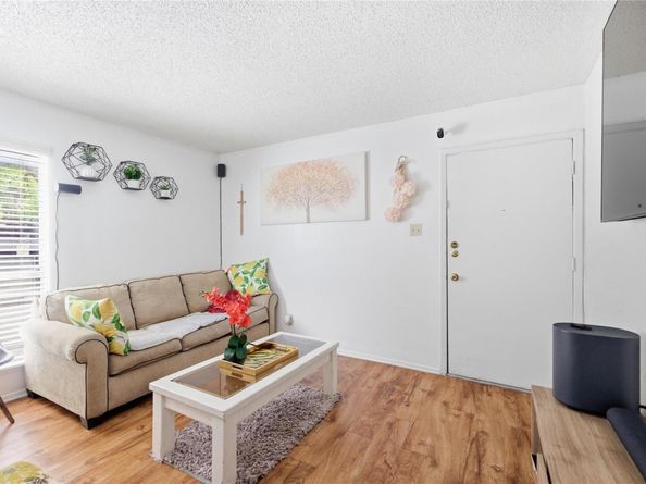 2801 Hemphill PARK A201, Austin TX 78705