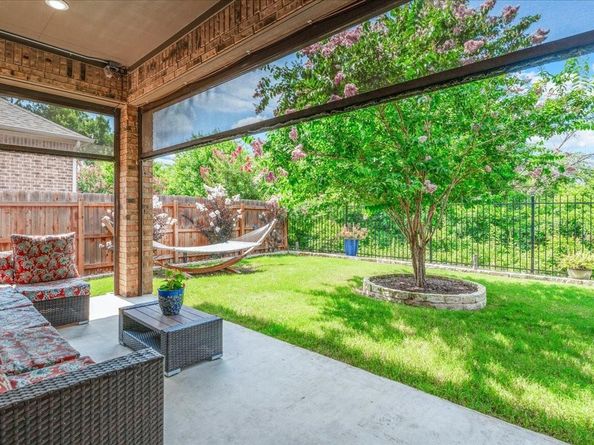416 Mistflower Springs DR, Leander TX 78641