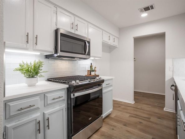5720 Shreveport DR, Austin TX 78727