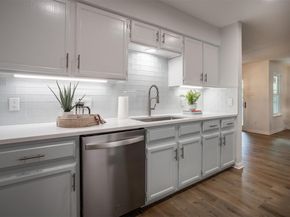 5720 Shreveport DR, Austin TX 78727