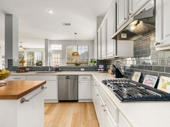 11009 Savannah CT, Austin TX 78739