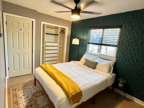 2302 E Side DR 30, Austin TX 78704