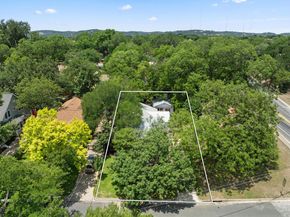 2004 Bremen ST, Austin TX 78703