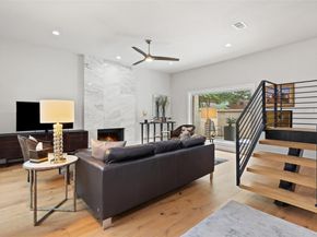 1615 Spyglass DR 4, Austin TX 78746